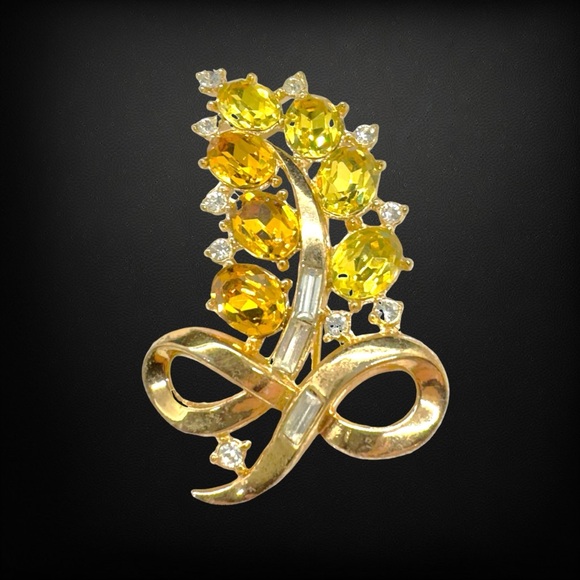 Vintage Trifari by Designer Alfred Philippe Citrine & Topaz Glass Brooch - Picture 2 of 8